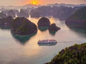 Contact Us 1 19 Die Hạ Long-Bucht
