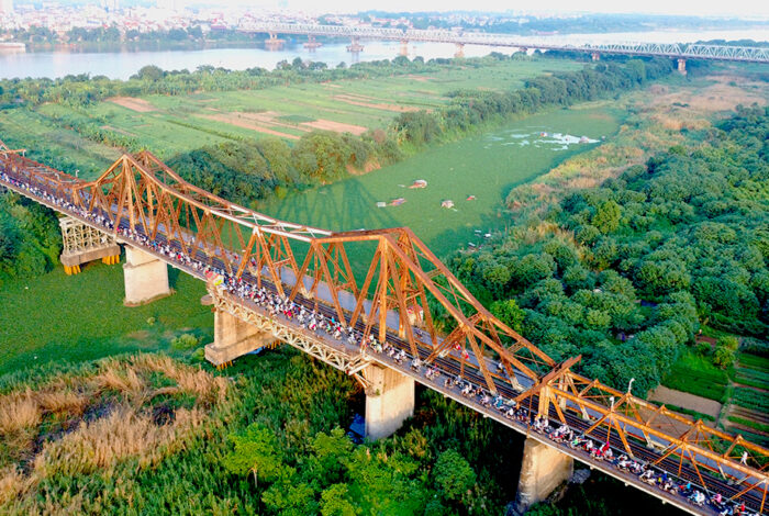 Hanoi LongbienBridge adventuretoursdotvn