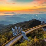 Cach Holiday Beach Hotel Danang 40 phut di xe Cau…