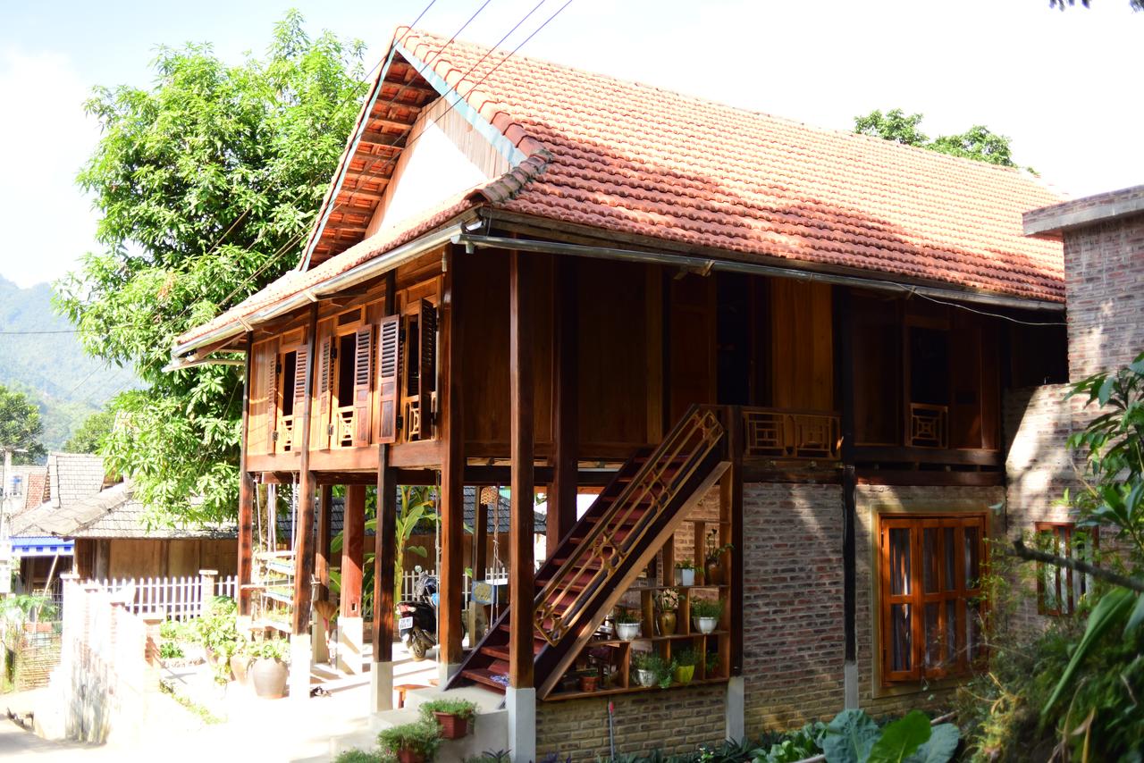 Lims house mai chau