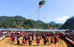 le hoi mai chau 3