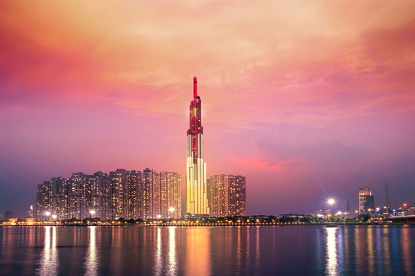 Vinpearl Luxury Hotel Landmark 81 ist das „Weltweit führende Hotel am Flussufer“ 19