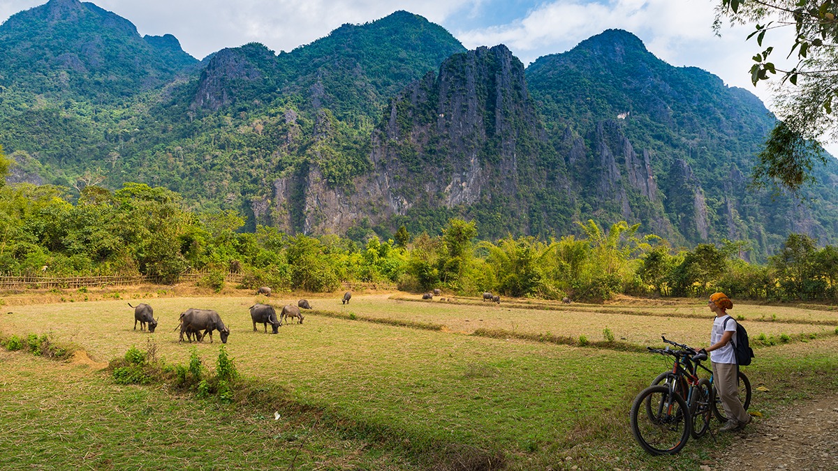 Vang Vieng – Naturparadies zwischen Bergen und Flüssen 23 Featured image Laos eco tourism