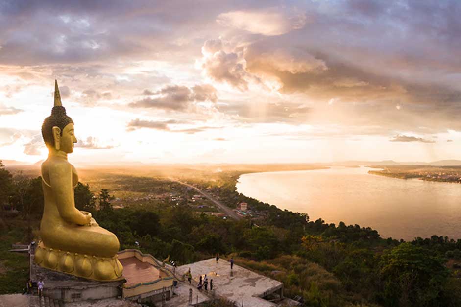 Pakse temple1