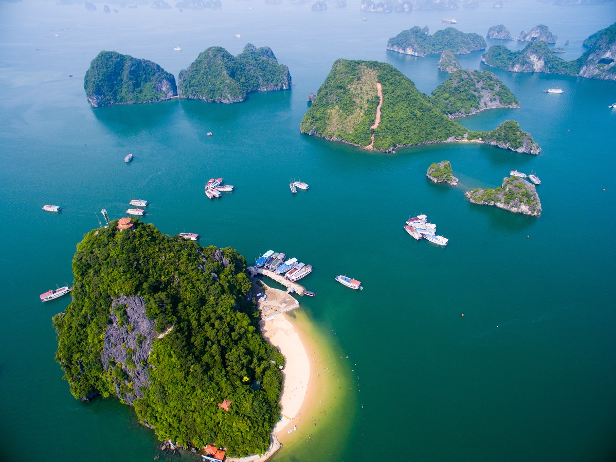 Halong Bucht – Das Naturwunder Vietnams 20 dao titop ha long