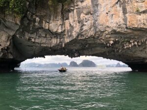 Ha Long Bucht – Das zeitlose Naturwunder Vietnams, das Sie gesehen haben müssen 22 vinh1