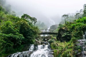 Top 10 Dinge, die man in Sapa unbedingt erleben muss – Für ein unvergessliches Abenteuer 20 Thac Bac waterfall1