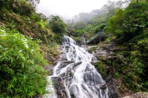Top 10 Dinge, die man in Sapa unbedingt erleben muss – Für ein unvergessliches Abenteuer 21 Thac Bac waterfall2