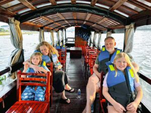 Cai Rang floating market3