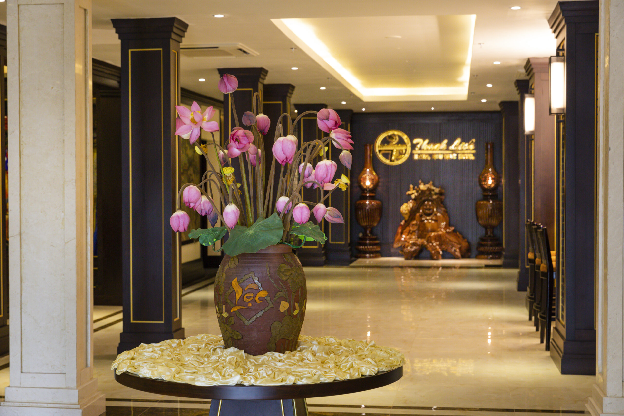 Thanh Lich Royal Boutique Hotel – Königlicher Komfort im Herzen von Huế 11 N4 7144 scaled