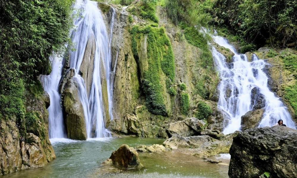 Mai Chau 18 Thac Go Lao