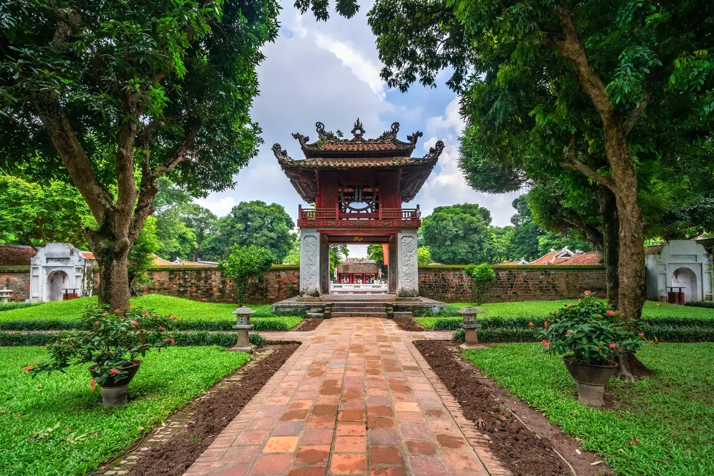 Ha Noi 16 van mieu quoc tu giam 1