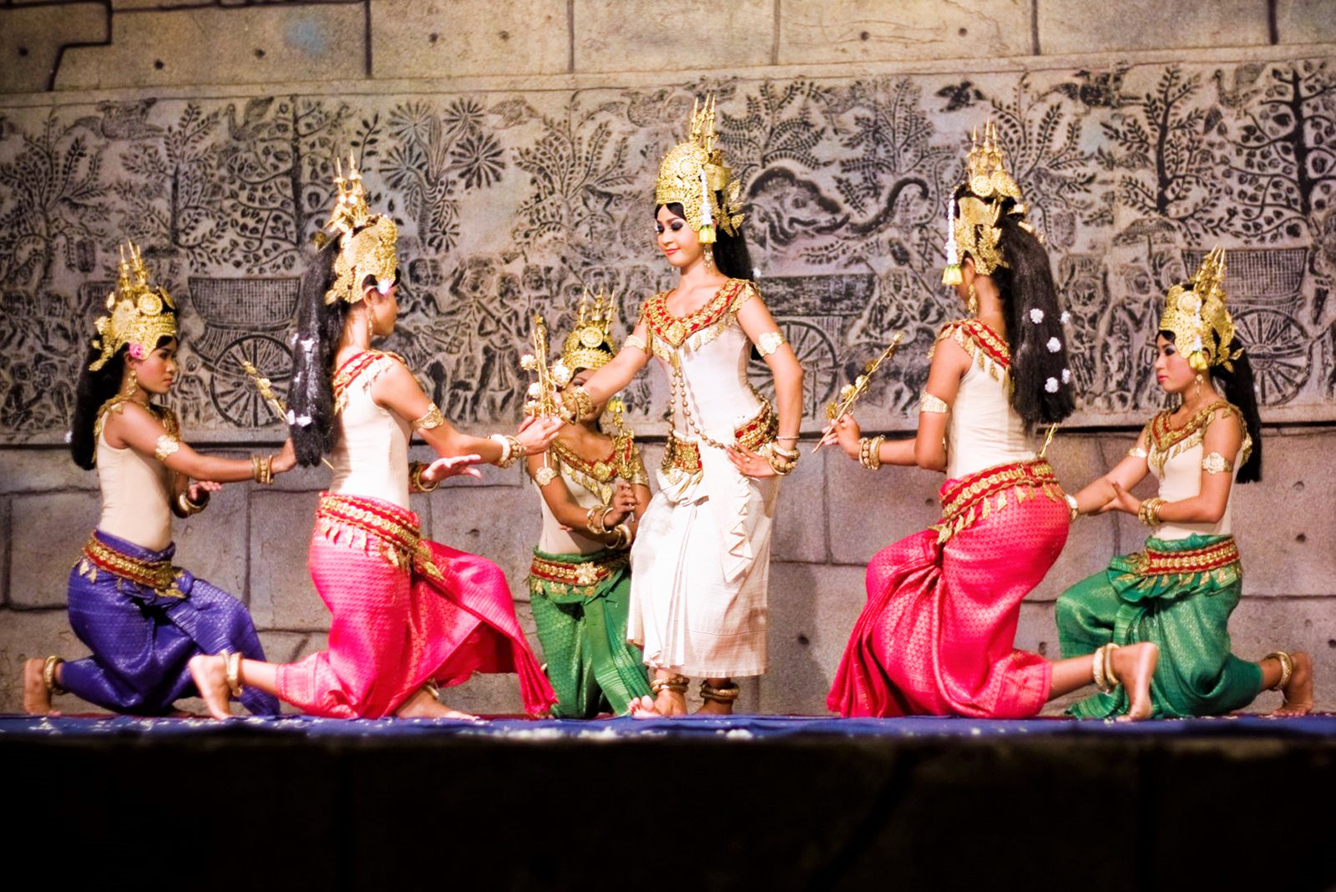 4 trai nghiem du lich siem reap ngoai angkor wat mua apsara