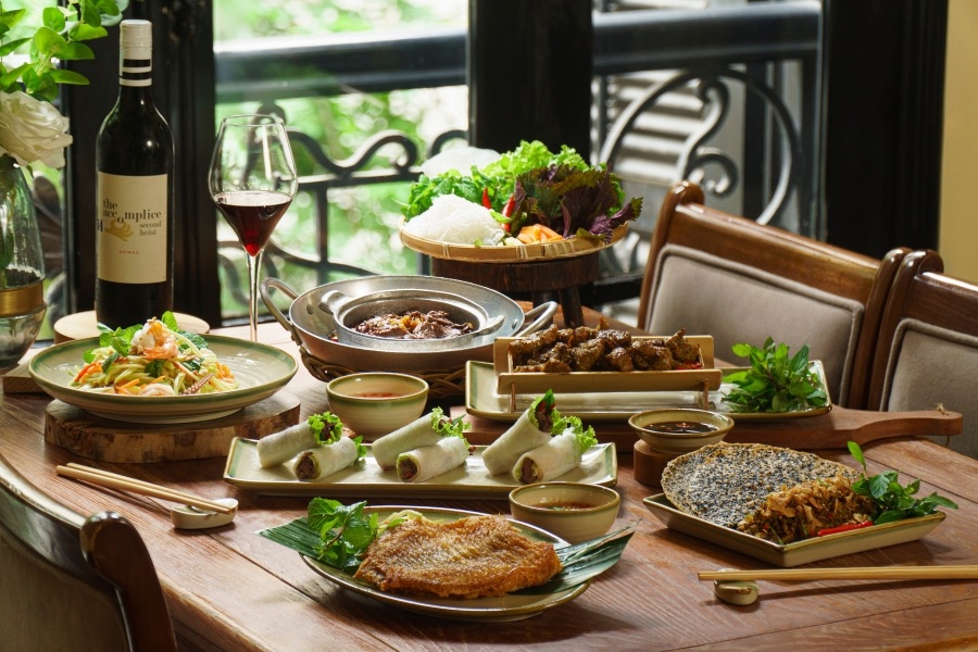 HOME Hanoi Restaurant – Vietnamesische Kulinarik in einer eleganten französischen Villa 14 home hanoi food 001 900x600 1