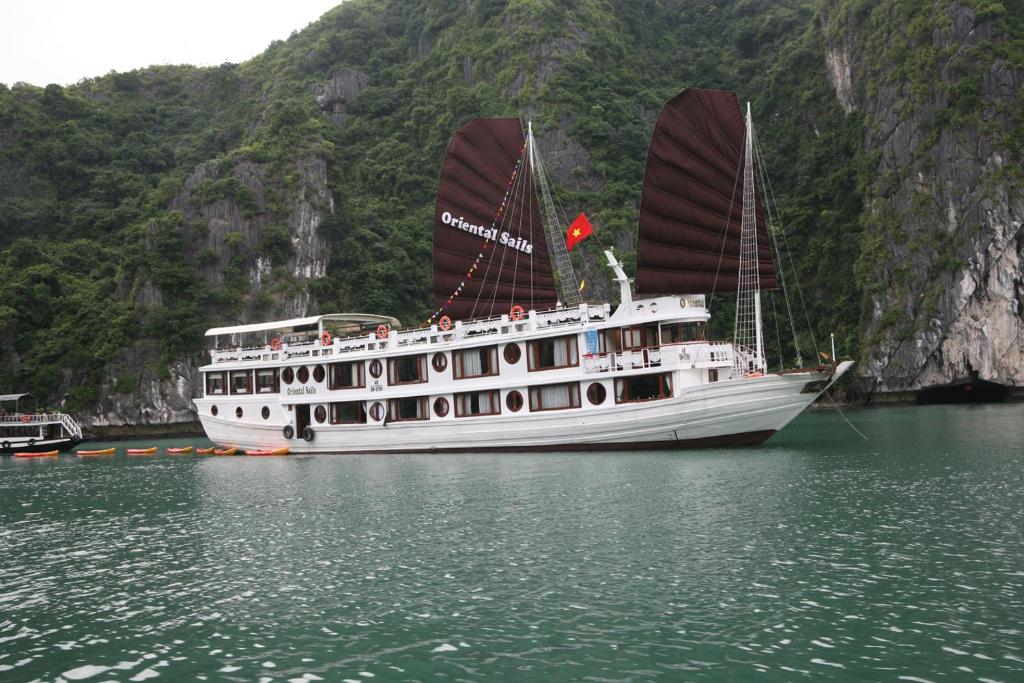 Oriental Sails Cruise – Traditionelle Dschunkenkreuzfahrt durch die faszinierende Halong-Bucht 11 oriental sails cruise