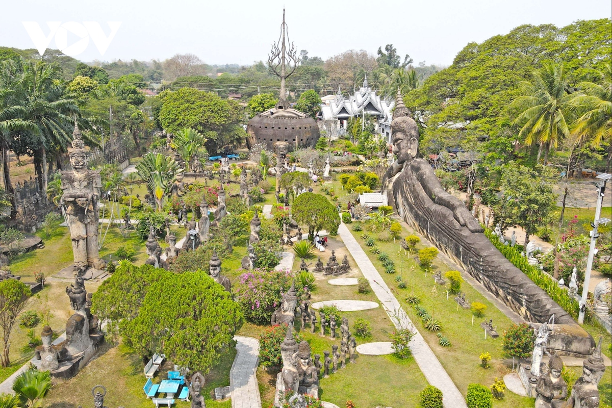 Vientiane 19 unnamed 2