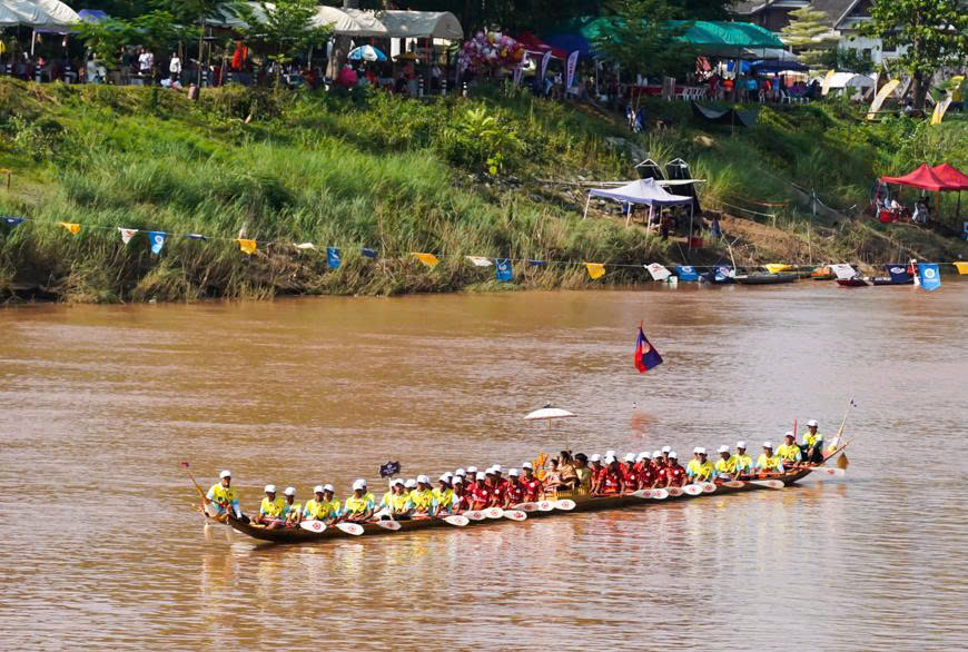 Boun Souang Heua in Luang Prabang: Wenn ganze Dörfer um den Sieg auf dem Nam Khan kämpfen 21 1790645046839 7438890005396406700 7438890005396406700 fdb997c80683b145521468b67db5193f